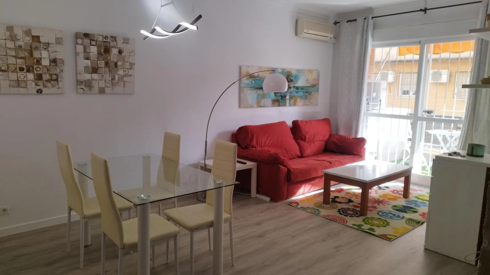 Apartamento Reformado Parking Gratis Seville 0*,  Spain
